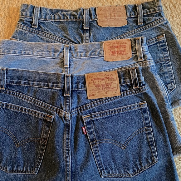 *BUNDLE OF 3 LEVI DENIM SHORTS* (various sizes)